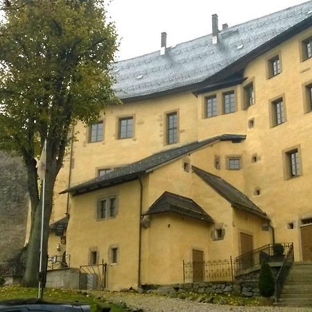 Hotel Schloss Wespenstein 그라펜탈 외부 사진