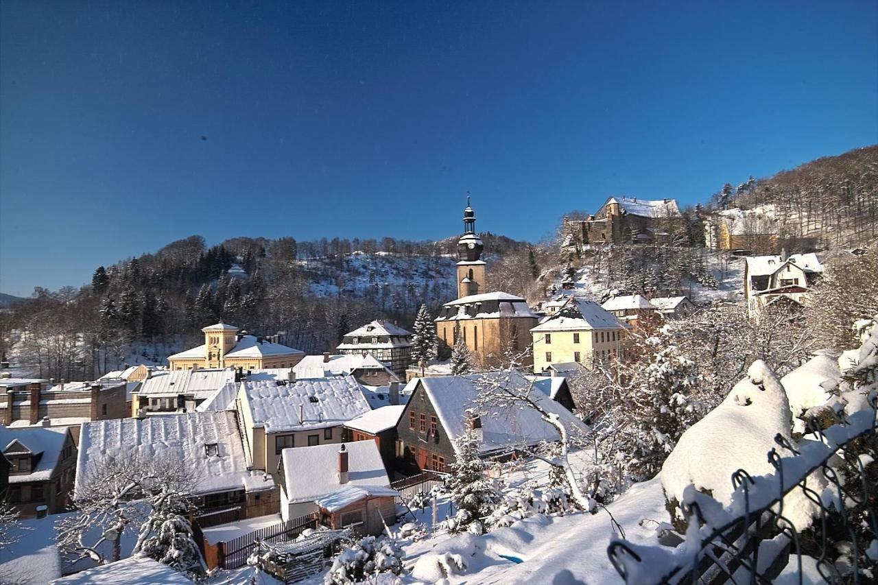 Hotel Schloss Wespenstein 그라펜탈 외부 사진