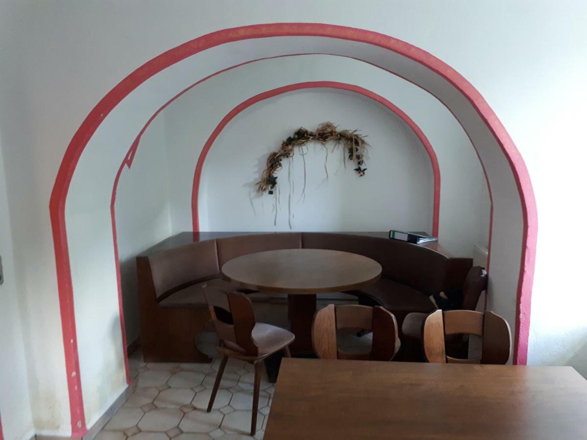 Hotel Schloss Wespenstein 그라펜탈 외부 사진